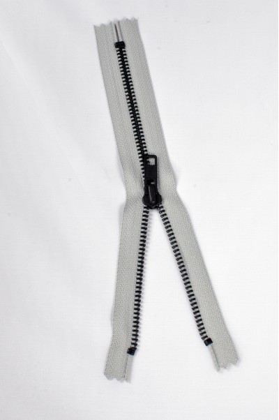 ZIP065 2號拉鏈 成衣單頭拉鏈  黑古銅牙拉鏈款式   密尾拉鏈  不設單獨拉鍊訂購 細節-4